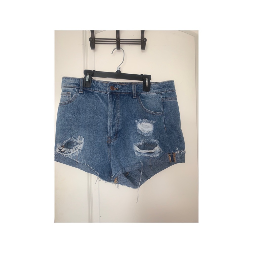 Fashion Nova Can’t Cuff Me Denim Shorts